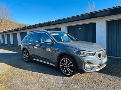 Second-hand BMW X1 Advantage 162 CP (119 kW) 2021 Gri SUV
