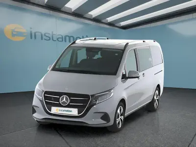 Gebraucht Mercedes V220 163 PS (119 kW) 2025 Grau Van / Kleinbus