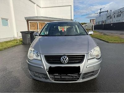 Gebraucht VW Polo 80 PS (58 kW) 2009 Silber Kleinwagen