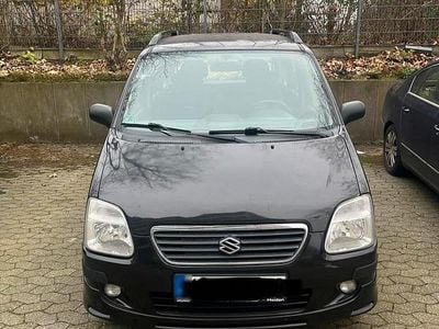 Begagnad Suzuki Wagon R+ 76 HK (55 kW) 2003 Svart Minibuss
