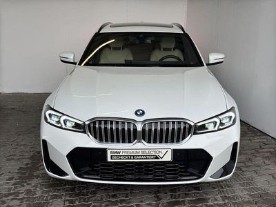 BMW 330e