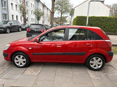 Usata Kia Rio 97 CV (71 kW) 2006 Rosso Berlina