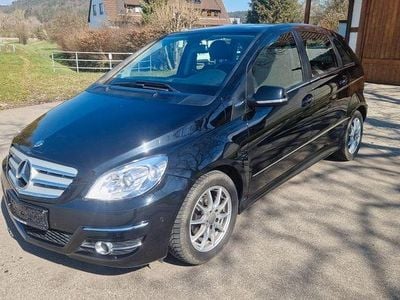 Gebraucht Mercedes B170 116 PS (85 kW) 2009 Schwarz Van / Kleinbus