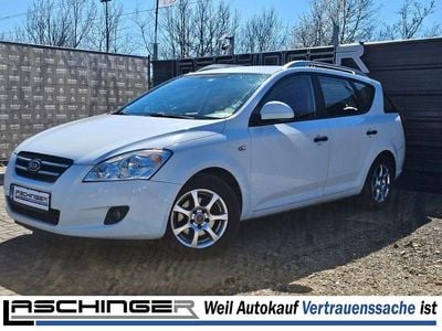 Second-hand Kia Ceed Sportswagon LX 126 CP (92 kW) 2009 Alb Break