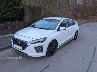 Second-hand Hyundai Ioniq Trend 141 CP (103 kW) 2022 Alb Hatchback