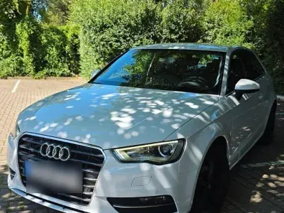 Gebraucht Audi A3 Ambiente 150 PS (110 kW) 2012 Weiß Kleinwagen