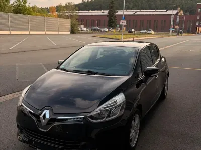 Gebraucht Renault Clio 73 PS (53 kW) 2015 Schwarz Kleinwagen