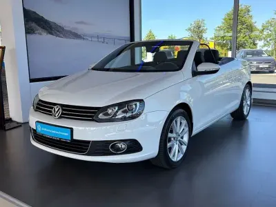 Gebraucht VW Eos Sportline 122 PS (89 kW) 2013 Weiß Cabrio