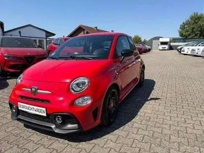 Gebraucht Abarth 595 165 PS (121 kW) 2022 Rot Kleinwagen