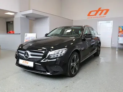 Używany Mercedes C300e 194 KM (142 kW) 2020 Czarny Kombi