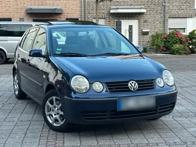 Gebraucht VW Polo 60 PS (44 kW) 2002 Blau Kleinwagen