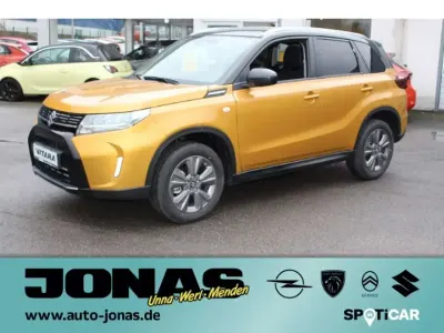 Neu Suzuki Vitara Comfort 109 PS (80 kW) 2025 Solar yellow/cosmic black SUV
