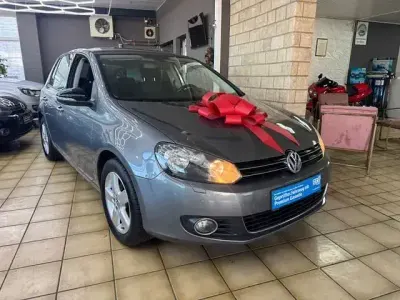 Gebraucht VW Golf VI Style 105 PS (77 kW) 2012 Andere Limousine