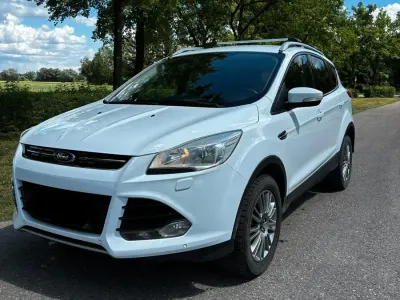 Gebraucht Ford Kuga 182 PS (133 kW) 2013 Weiß SUV