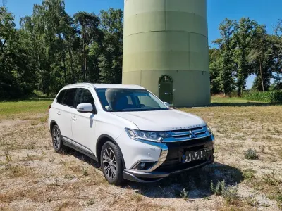 Gebraucht Mitsubishi Outlander Diamant Edition 150 PS (110 kW) 2017 Weiß SUV