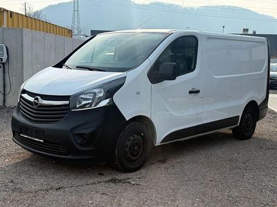 Gebraucht Opel Vivaro 125 PS (91 kW) 2018 Weiß Van / Kleinbus