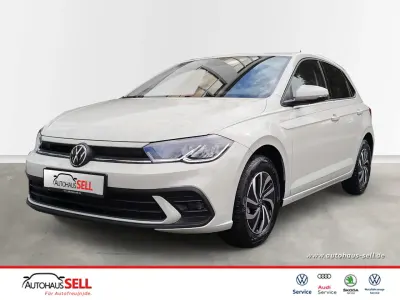 Gebraucht VW Polo Life 95 PS (69 kW) 2023 Grau Limousine