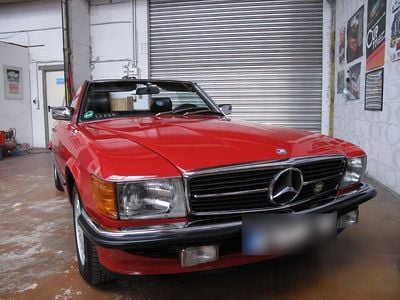 Gebraucht Mercedes SL300 180 PS (132 kW) 1986 Rot Cabrio