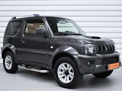 Grau Gebraucht 2013 Suzuki Jimny SUV | 17.990 € (Etwas zu teuer)