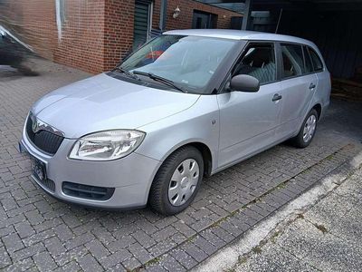 Gebraucht Skoda Fabia Classic 69 PS (50 kW) 2009 Silber Kombi