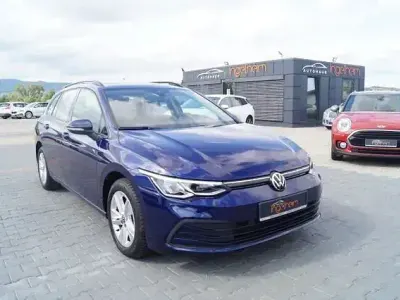 Gebraucht VW Golf VIII Basis 110 PS (80 kW) 2021 Blau Kombi