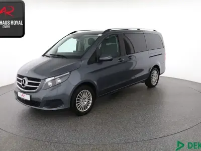 Gebraucht Mercedes V220 Sport 163 PS (119 kW) 2017 Flintgrau Van / Kleinbus