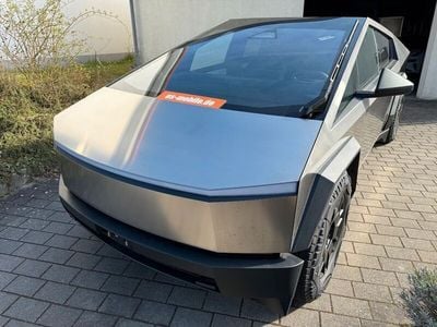 Gebraucht Tesla Cybertruck 450 kW (612 PS) 2024 Silber Pickup