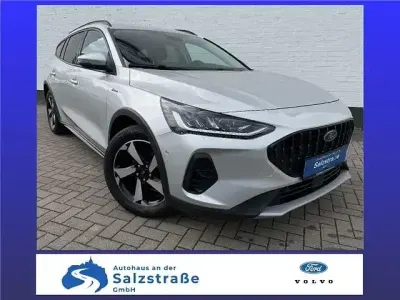Gebraucht Ford Focus Active 116 PS (85 kW) 2023 Polarsilber metallic Kombi