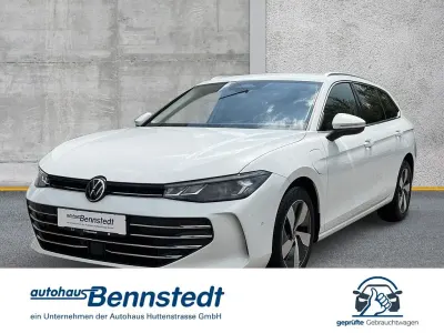 Gebraucht VW Passat Business 204 PS (150 kW) 2025 Pure white Kombi