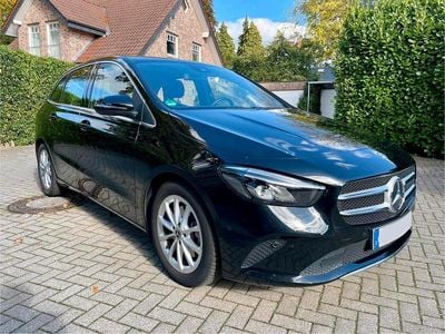Mercedes B220