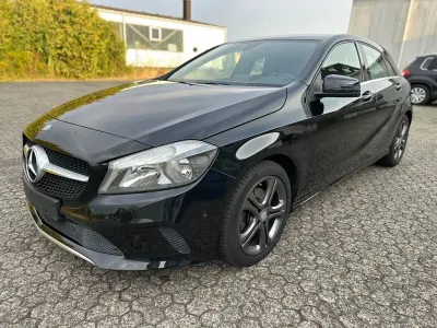 Gebraucht Mercedes A200 Urban 136 PS (100 kW) 2016 Schwarz Kleinwagen