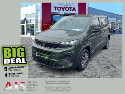 Gebraucht Peugeot Rifter Allure 102 PS (75 kW) 2025 Grün Van / Kleinbus