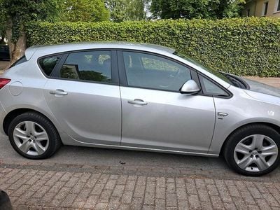 Brugt Opel Astra 2014 Sølv Coupe