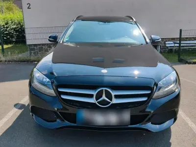 Gebraucht Mercedes C220 170 PS (125 kW) 2015 Schwarz Kombi