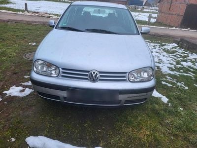 Gebraucht VW Golf IV 75 PS (55 kW) 2001 Silber Kleinwagen