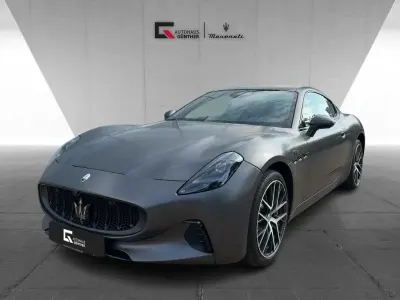 Gebraucht Maserati Granturismo 559 kW (761 PS) 2025 Grigio maratea opaco Coupé