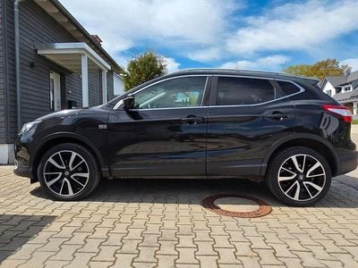 Usata Nissan Qashqai Tekna 163 CV (119 kW) 2016 Nero SUV