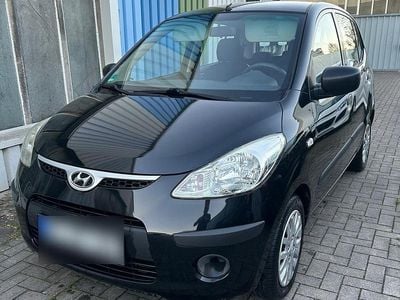 Gebraucht Hyundai i10 67 PS (49 kW) 2010 Schwarz Kleinwagen