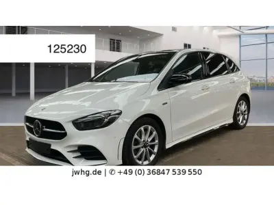 Usata Mercedes E250 AMG 218 CV (160 kW) 2021 Bianco Berlina