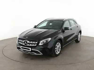 Usata Mercedes GLA200 Urban 155 CV (114 kW) 2018 Nero SUV