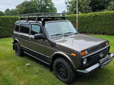 Lada niva