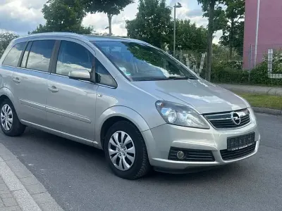 Gebraucht Opel Zafira Catch Me 140 PS (102 kW) 2007 Grau Van / Kleinbus