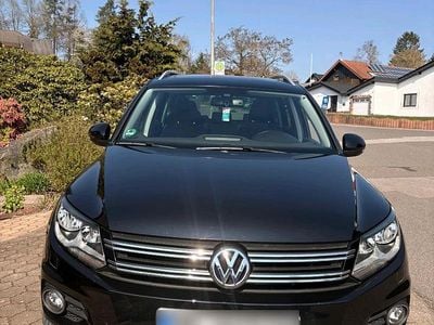 Gebraucht VW Tiguan 140 PS (102 kW) 2012 Schwarz SUV