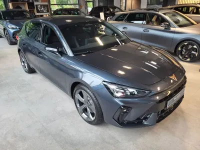 Nowe Cupra Leon 150 KM (110 kW) 2026 Szary Sedan/Limuzyna