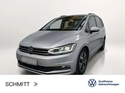 Gebraucht VW Touran Comfortline 150 PS (110 kW) 2025 F0 oyster silver metallic Van / Kleinbus