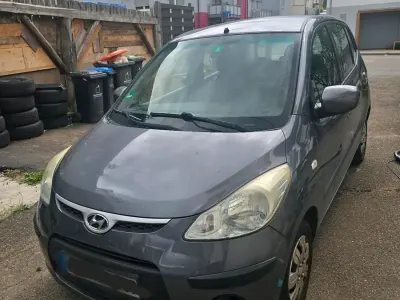 Gebraucht Hyundai i10 67 PS (49 kW) 2008 Grau Kleinwagen