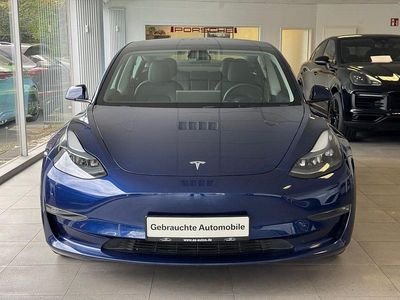 Begagnad Tesla Model 3 Long Range AWD 366 kW (498 HK) 2022 Grå Sedan