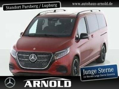 Gebraucht Mercedes V300 Avantgarde 237 PS (174 kW) 2025 Rot Van / Kleinbus