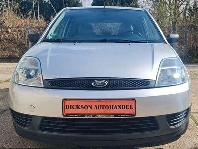 Usata Ford Fiesta 60 CV (44 kW) 2003 Argento Utilitaria