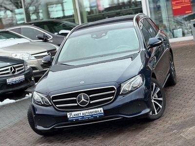Gebraucht Mercedes E300 306 PS (225 kW) 2019 Blau Limousine